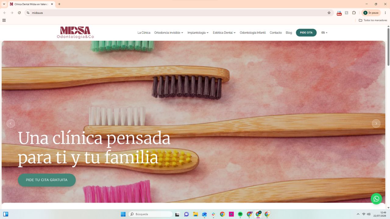 Clínica dental Midsa Valencia - web con cepillos de bambú y slogan familia odontología