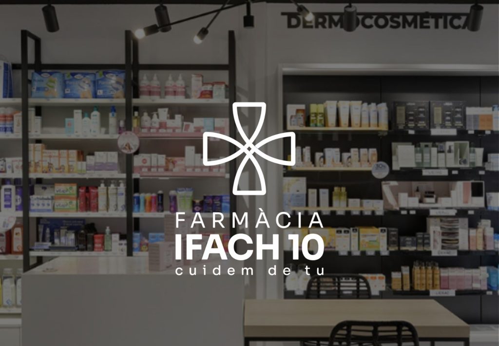 Farmàcia Ifach 10 - Farmacia con estanterías de dermocosméticos y productos farmacéuticos en Calpe